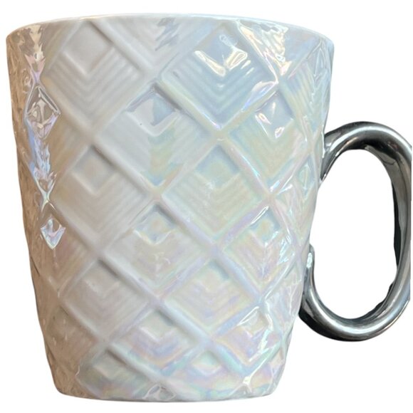Iridescent Mugs with Oversized Metallic Handles Shimmering White, Silver, Gold - Picture 3 of 13